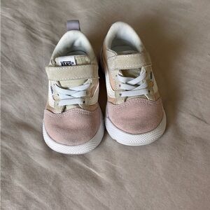 Vans Neutral Walker Shoe
